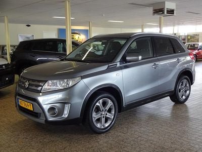 Grijs Gebruikt 2017 Suzuki Vitara Exclusive SUV | € 17.950 (Eerlijke prijs)