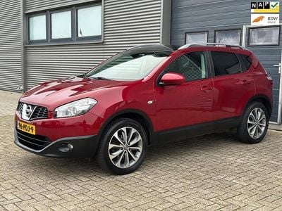 Rood Gebruikt 2010 Nissan Qashqai SUV | € 4.749 (Eerlijke prijs)