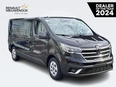 Zwart Nieuw 2025 Renault Trafic MPV | € 31.650 (Goede deal)