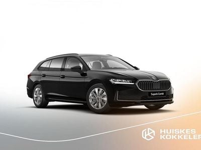 Zwart (metallic) Occasion 2022 Skoda Superb Stationwagen | € 46.065
