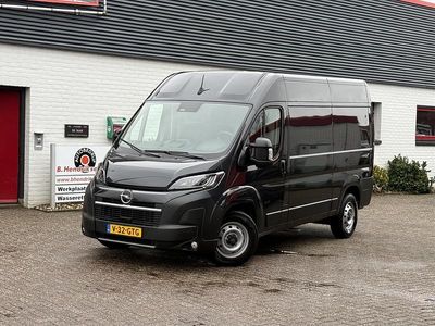 Occasion Opel Movano 140 PK (102 kW) 2024 Zwart (metallic) Van