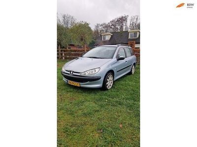 Occasion Peugeot 206 75 PK (55 kW) 2004 Grijs Stationwagen
