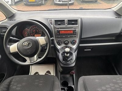 Toyota Verso-S