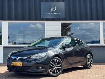 Opel Astra GTC