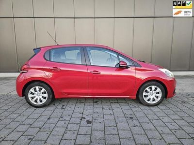 Occasion Peugeot 208 82 PK (60 kW) 2017 Rood Hatchback