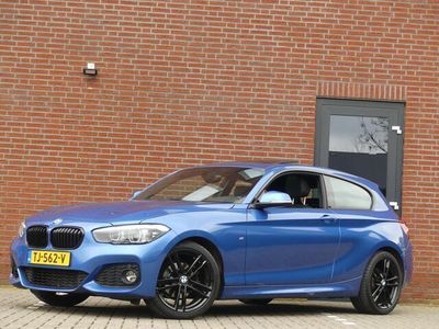 tweedehands BMW 118 118 i Executive / M-Sport / Schuifdak