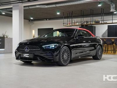 Zwart (metallic) Gebruikt 2024 Mercedes 200 AMG Cabriolet | € 68.950