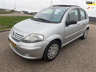 Grijs Gebruikt 2004 Citroën C3 Exclusive Hatchback | € 2.199 (Iets duurder)
