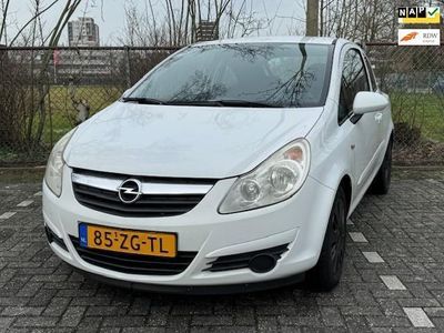 tweedehands Opel Corsa 1.2-16V Business