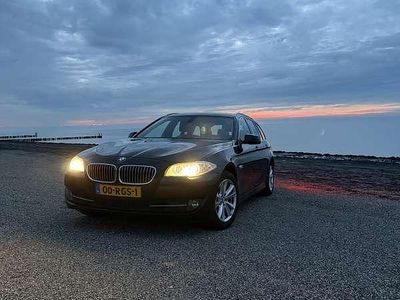 Zwart Occasion 2011 BMW 523 Executive Stationwagen | € 12.000 (Duur)