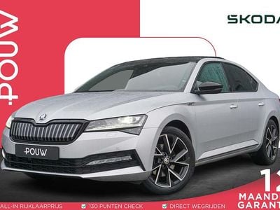 Grijs Occasion 2023 Skoda Superb Business Line Hatchback | € 32.950 (Eerlijke prijs)