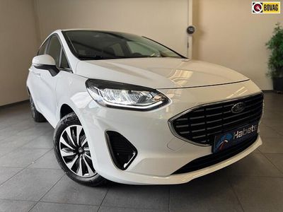 Wit Gebruikt 2023 Ford Fiesta Titanium Hatchback | € 16.499 (Eerlijke prijs)
