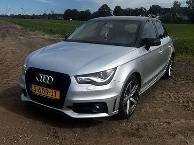 Grijs Occasion 2013 Audi A1 Hatchback | € 10.999 (Duur)