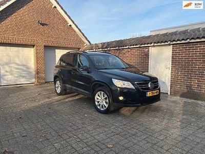Zwart Occasion 2010 VW Tiguan Comfortline SUV | € 6.799 (Eerlijke prijs)