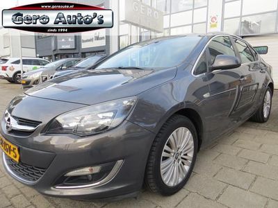 Occasion Opel Astra Cosmo 141 PK (103 kW) 2012 Grijs Sedan