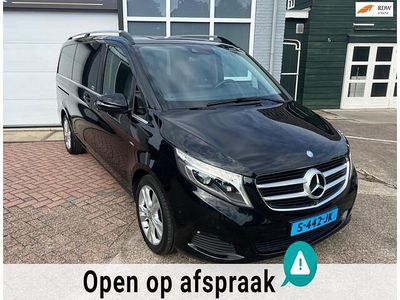 Zwart Gebruikt 2016 Mercedes V220 Avantgarde Edition MPV | € 36.750