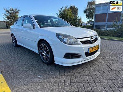 Opel Vectra GTS
