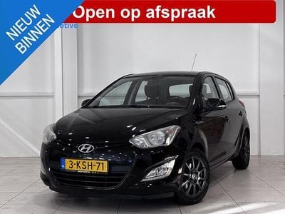 Zwart Gebruikt 2013 Hyundai i20 Hatchback | € 5.335 (Eerlijke prijs)
