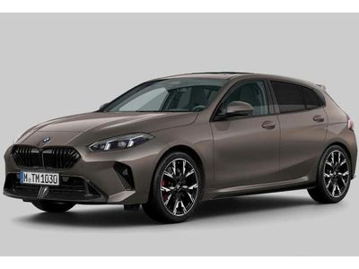 Bruin Nieuw 2026 BMW 120 Comfort Edition Hatchback | € 59.880