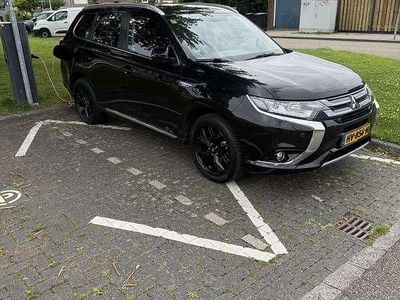 Occasion Mitsubishi Outlander P-HEV Top 121 PK (88 kW) 2015 SUV