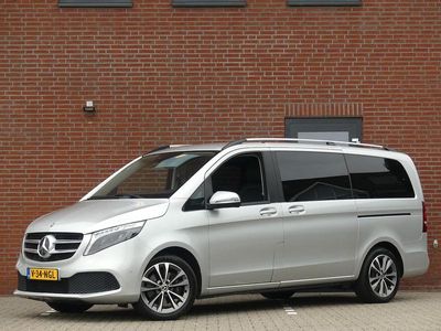 Mercedes V220