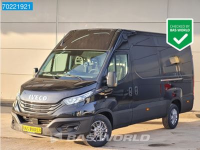 tweedehands Iveco Daily 35S18 3.0L Automaat 2x Schuifdeur Navi ACC LED Camera L2H2 12m3 Airco