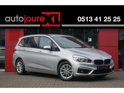 BMW 216