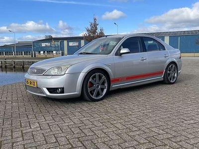 Occasion Ford Mondeo ST 226 PK (166 kW) 2002 Grijs Hatchback