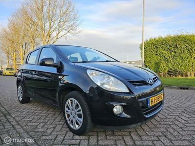 Zwart Occasion 2008 Hyundai i20 Hatchback | € 1.799 (Eerlijke prijs)
