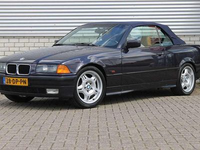 Blauw Gebruikt 1995 BMW 325 Cabriolet Cabriolet | € 14.995