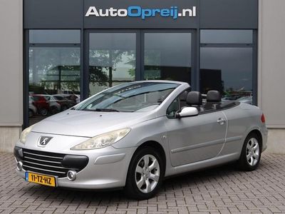 Grijs (metallic) Occasion 2006 Peugeot 307 CC Cabriolet | € 4.485 (Duur)