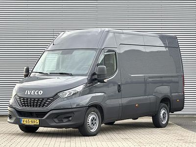 Grijs Gebruikt 2021 Iveco Daily Van | € 15.999