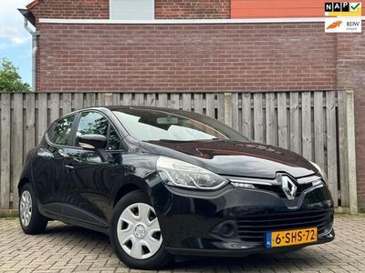 tweedehands Renault Clio IV 0.9 TCe Expression Airco|Navigatie|Cruise|LED