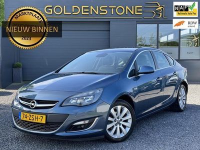 tweedehands Opel Astra 1.4 Turbo Cosmo NaviAircoCruisePDCTrekhaakN.A