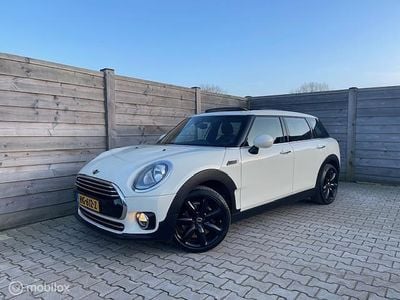 Wit Occasion 2015 Mini Clubman Pepper Stationwagen | € 12.450 (Eerlijke prijs)