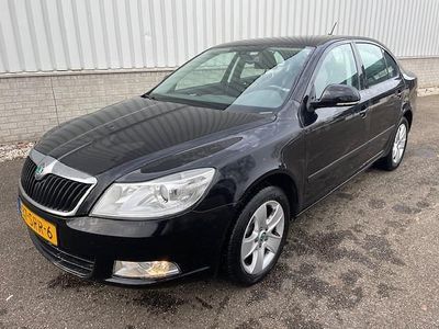 Zwart Occasion 2011 Skoda Octavia Business Line Hatchback | € 4.350 (Goede deal)