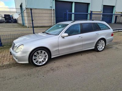 tweedehands Mercedes 200 E-KLASSE CombiK. AUT. *234.971 KM*LEER*NAVI*18 INCH