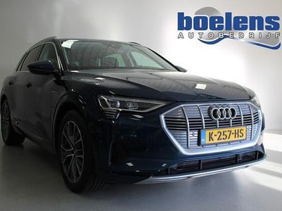 Blauw Occasion 2020 Audi e-tron Business SUV | € 19.843 (Eerlijke prijs)