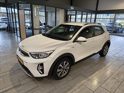 Wit Occasion 2023 Kia Stonic Comfort SUV | € 18.440 (Eerlijke prijs)