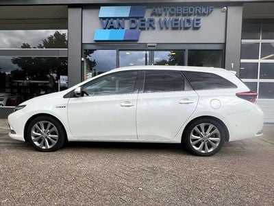 Toyota Auris Hybrid