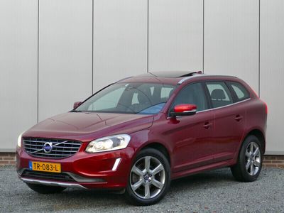 tweedehands Volvo XC60 T5 AUT FWD Summum Panoramadak / Keyless / Trekhaak / Leer