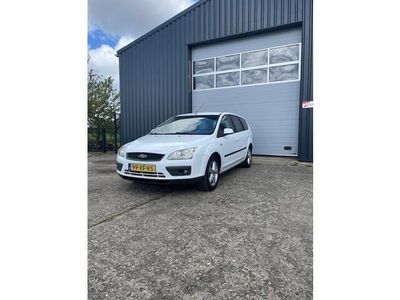 tweedehands Ford Focus Wagon 1.6-16V Trend