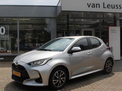 Occasion Toyota Yaris Hybrid 116 PK (85 kW) 2023 Grijs Hatchback
