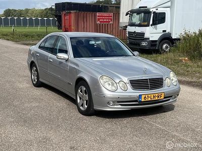 Mercedes E240
