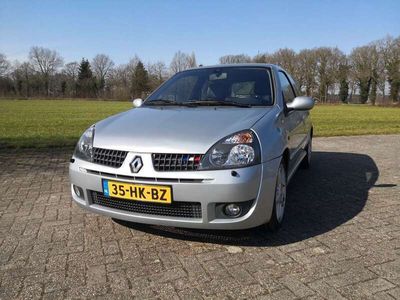 Renault Clio II