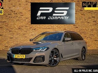 Grijs Gebruikt 2022 BMW 520 M Sport Stationwagen | € 41.950 (Duur)