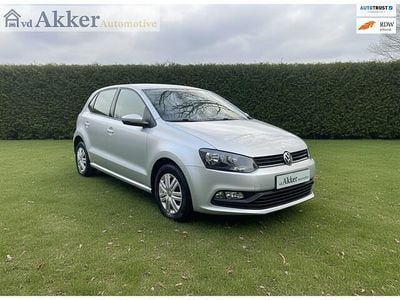 Grijs Occasion 2016 VW Polo Comfortline Hatchback | € 6.999 (Goede deal)