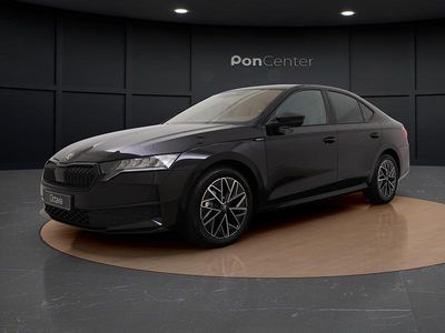 Zwart Nieuw 2025 Skoda Octavia Business Line Hatchback | € 42.950 (Iets duurder)