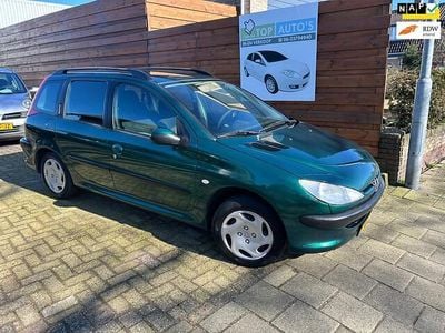 Occasion Peugeot 206 75 PK (55 kW) 2002 Groen (metallic) Stationwagen