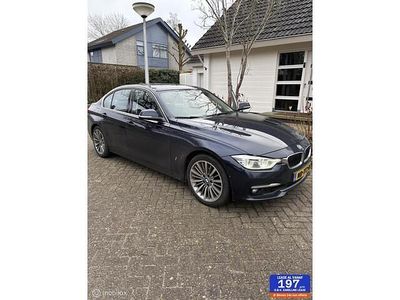 Blauw Occasion 2016 BMW 330 Executive Sedan | € 12.995 (Iets duurder)